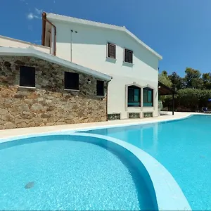 Gli Ontani Apartment